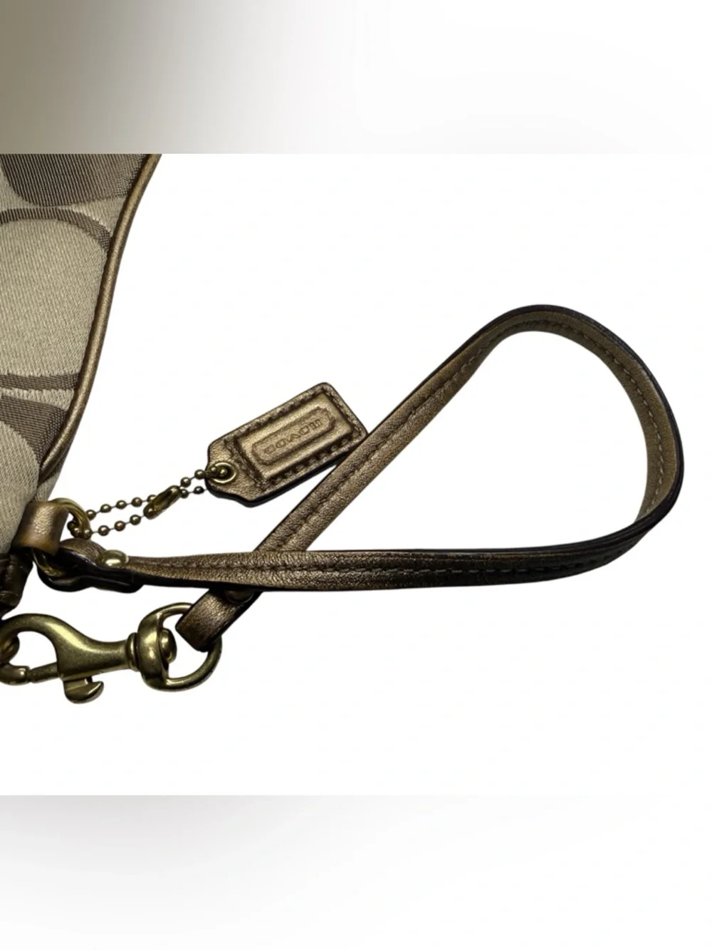 Coach Signature Flower Appliqué Large Wristlet/Clutch - Picture 6 of 6